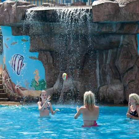 Hotel Perla Beach Club Primorsko Extérieur photo