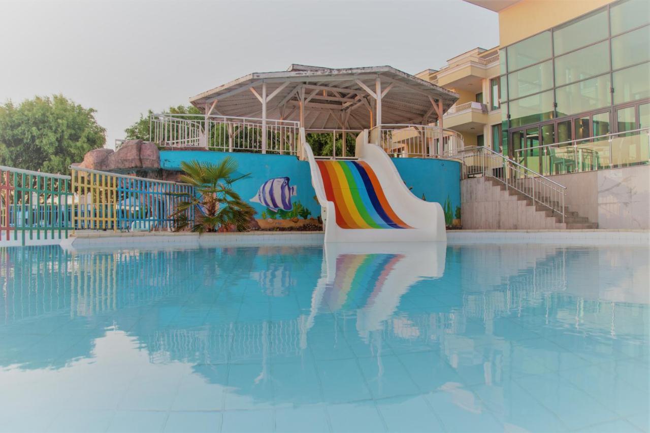 Hotel Perla Beach Club Primorsko Extérieur photo