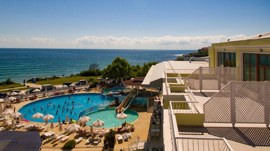 Hotel Perla Beach Club Primorsko Extérieur photo