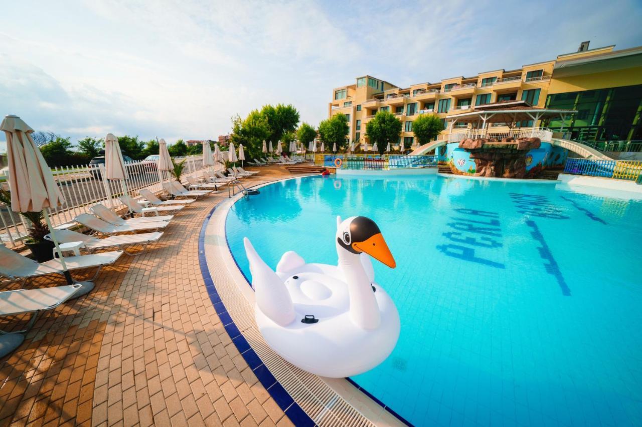 Hotel Perla Beach Club Primorsko Extérieur photo