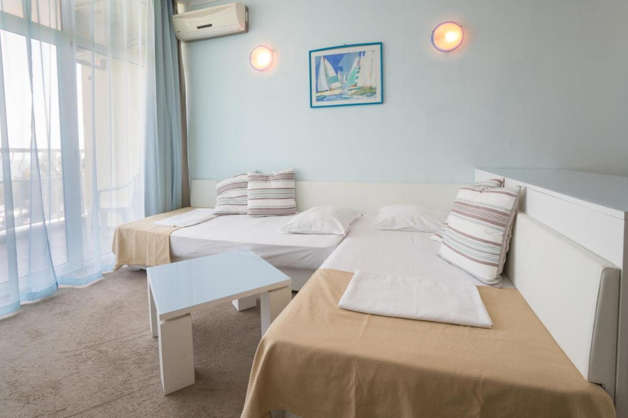 Hotel Perla Beach Club Primorsko Extérieur photo
